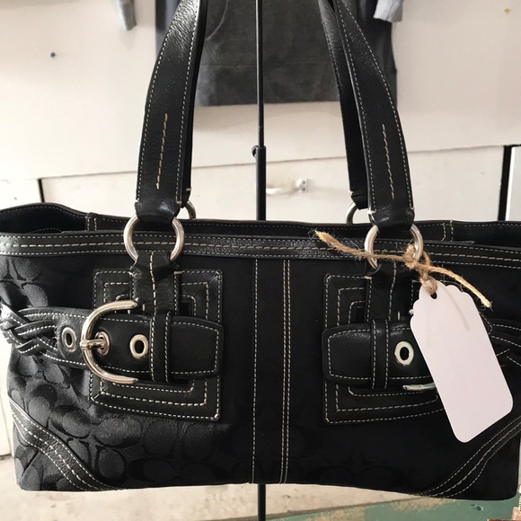 Coach Handbags - Coach Satchel 👜